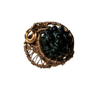 Ring mit Hämatit metallic grau schwarz Größe 18 bis 19 Innenumfang 58 mm in wirework kupfer steampunk