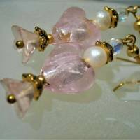 Ohrringe rosa Set 2 Paar mit Herz Glasperlen goldfarben handgemacht Geschenk Brautschmuck Bild 6