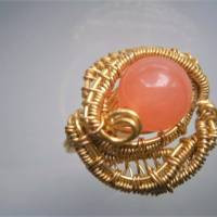 Ring orange handgemacht mit apricot Quarz in wirework goldfarben Größe 18 bis 19, Innendurchmesser 18,8 Millimeter Bild 5