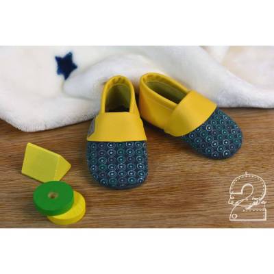 Babyschuhe aus Leder, Kringel grün/ gelb