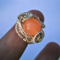 Ring pastell orange lachs Größe 18 Innendurchmesser 18,4 Millimeter handgemacht in wirework silberfarben mit Quarz Bild 4