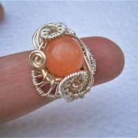Ring pastell orange lachs Größe 18 Innendurchmesser 18,4 Millimeter handgemacht in wirework silberfarben mit Quarz Bild 5