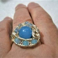 Ring hellblau handgemacht als Unikat verstellbar mit Achat blau in wirework silberfarben handgewebt Bild 2