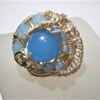 Ring hellblau handgemacht als Unikat verstellbar mit Achat blau in wirework silberfarben handgewebt Bild 6