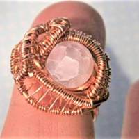 Ring handgemacht pastell weiß Quarz frost Größe 18 Innendurchmesser 17,8 Millimeter in wirework kupfer Bild 6