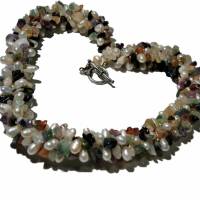 Collier aus Süßwasserzuchtperlen und Edelsteinmix 45 cm Perlenkette als Geschenk zum Muttertag Bild 2