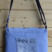 Jeans-Upcycling Messengerbag, Umhängetasche aus Jeanshosen und alten Reißverschlüssen Bild 5