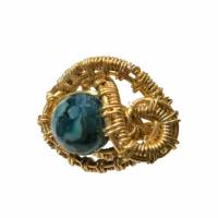 Ring mit petrol Achat blau facettiert in wirework goldfarben kleine Größe S 54 handgewebt Bild 2