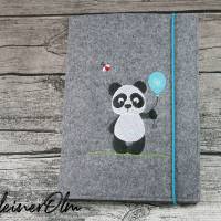 Bestickte Hülle für das Kinderuntersuchungsheft - U-Heft-Hülle Panda Bild 1