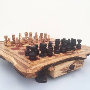 Schachspiel rustikal, Schachtisch Gr. XL inkl. Schachfiguren, handgefertigt aus Olivenholz, Geschenk. Bild 5