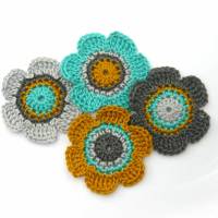 4-er Set Häkelblumen 6 cm grau - gehäkelte Blumenapplikationen aus 100% Baumwolle Bild 6