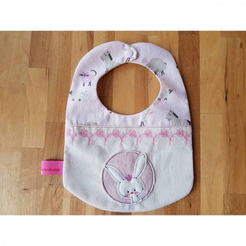 ITH Stickdatei Lätzchen mit Häschen 20x28 cm