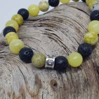 Ein Edelstein Armband mit  Lemon Jade, gelben Türkis & Lava bringt dich der Selbstverwirklichung näher. Bild 1