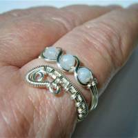 Ring mit Mondstein weiß im Spiralring Paisley silberfarben boho verstellbar Daumenring Bild 6
