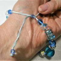 Armband blau türkis mit Lampworkperlen handgemacht zum hippy boho chic als Geschenk Bild 5