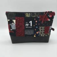 Kulturtasche, schwarz-rot im Patchwork-Stil kombiniert mit Kork Bild 2