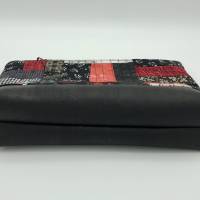 Kulturtasche, schwarz-rot im Patchwork-Stil kombiniert mit Kork Bild 6