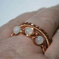 Ring handgemacht mit Mondstein im plus size Spiralring Kupfer rosegoldfarben wirework Daumenring Bild 3
