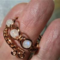 Ring handgemacht mit Mondstein im plus size Spiralring Kupfer rosegoldfarben wirework Daumenring Bild 8