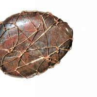 Ring mit 30 x 36 Millimeter großem Stein rotbraun Jaspis verstellbar handgewebt in wirework Kupfer Bild 1