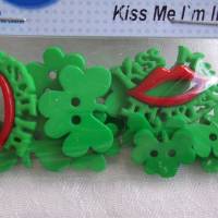 Dress it up Buttons + Knöpfe         Mund + Kleeblatt    (1 Pck.)     Kiss Me I´m Irish      Kinderknöpfe Bild 1