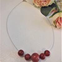 Kette aus polierten Schaumkoralle Perlen rot Bild 3