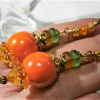 Lange Ohrringe funkelnd orange irisierend khaki handgemacht goldfarben im boho chic Bild 8