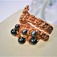 Ring handgewebt mit Keshi Perlen und Hämatit grau metallic in Kupfer wirework Daumenring Bild 8