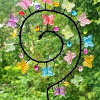 Spirale Blumenstecker Pflanzenstecker Sonnenfänger bunte Schmetterlinge Bild 1