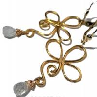 Ohrringe Mondstein weiß handgefertigt in wirework goldfarben gehämmert Doublé vintage Hochzeit hippy boho Bild 7