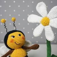 Häkelanleitung Bienchen mit Blume und Eimer - PDF Datei Bild 4