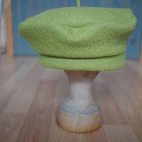 Stegbaskenmütze aus gewalkter Wolle, Grün Bild 5