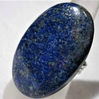 Ring Lapislazuli dunkelblau mit 37 x 22 Millimeter großem Stein handgemacht als statementring verstellbar Bild 2