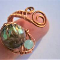 Ring taupe coin Perle 12 mm braun irisierend flach Achat pastell handgemacht verstellbar Spiralring kupfer Bild 2