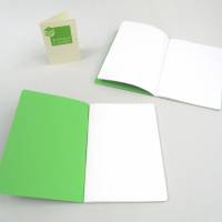 Notizheft apfel-grün, Titelschild zum Selbstbeschriften, DIN A6, handgefertigt, Recyclingpapier Bild 2