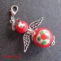 Schutzengelanhänger mit Keramik Perlen rot Blumen Schutzengel Anhänger Engel Talisman Glücksbringer Bild 1