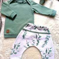 Gr. 62 Baby Set / Shirt / Pullover mit Hose – Eukalyptus Bild 1