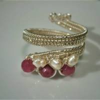Ring handgewebt mit pink Achat und Keshiperlen weiß Spiralring wirework silberfarben Daumenring Bild 5