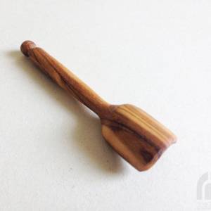 Salzschaufel 9 cm Gewürzschaufel Holzschaufel Holzschippe aus Olivenholz in Handarbeit Bild 4