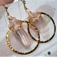 Ohrringe handgefertigt Kristallspitzen rosa pastell flieder irisierend boho Brautschmuck vintage wedding Bild 3