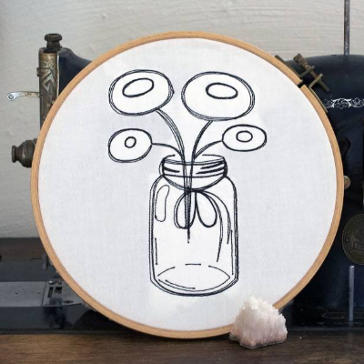 Stickdatei "Blumenstrauß im Glas"