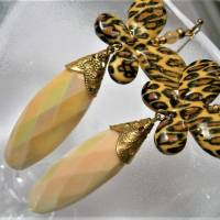 Lange Ohrringe beige gelb Animal leo print Schmetterlinge handgemacht boho Hippy Bild 4
