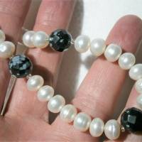 Perlenkette weiß handgemacht mit Schneeflockenobsidian schwarz grau Collier schwarz weiße Kette Bild 2