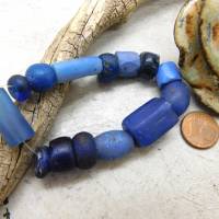Mix von 14 blauen Perlen,  venezianische, tschechische und afrikanische Handelsperlen - blau - alt, vintage, antik Bild 2