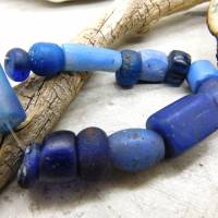 Mix von 14 blauen Perlen,  venezianische, tschechische und afrikanische Handelsperlen - blau - alt, vintage, antik Bild 3