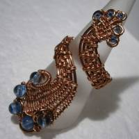 Ring handgewebt Kupfer rotgoldfarben mit Quarz blau im Spiralring verstellbar als Daumenring boho Bild 4