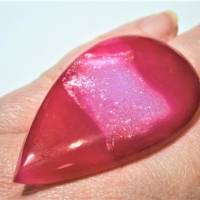 Ring pink rot mit 52 x 30 Millimeter großem schmalen Tropfen aus Achat Stein mit Druse boho Geschenk Bild 2