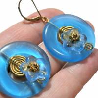Blaue Ohrringe Katzenauge Scheibe schimmernd mit Glasblüte Hippy boho Geburtstagsgeschenk Bild 1