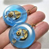 Blaue Ohrringe Katzenauge Scheibe schimmernd mit Glasblüte Hippy boho Geburtstagsgeschenk Bild 4