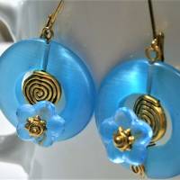 Blaue Ohrringe Katzenauge Scheibe schimmernd mit Glasblüte Hippy boho Geburtstagsgeschenk Bild 9